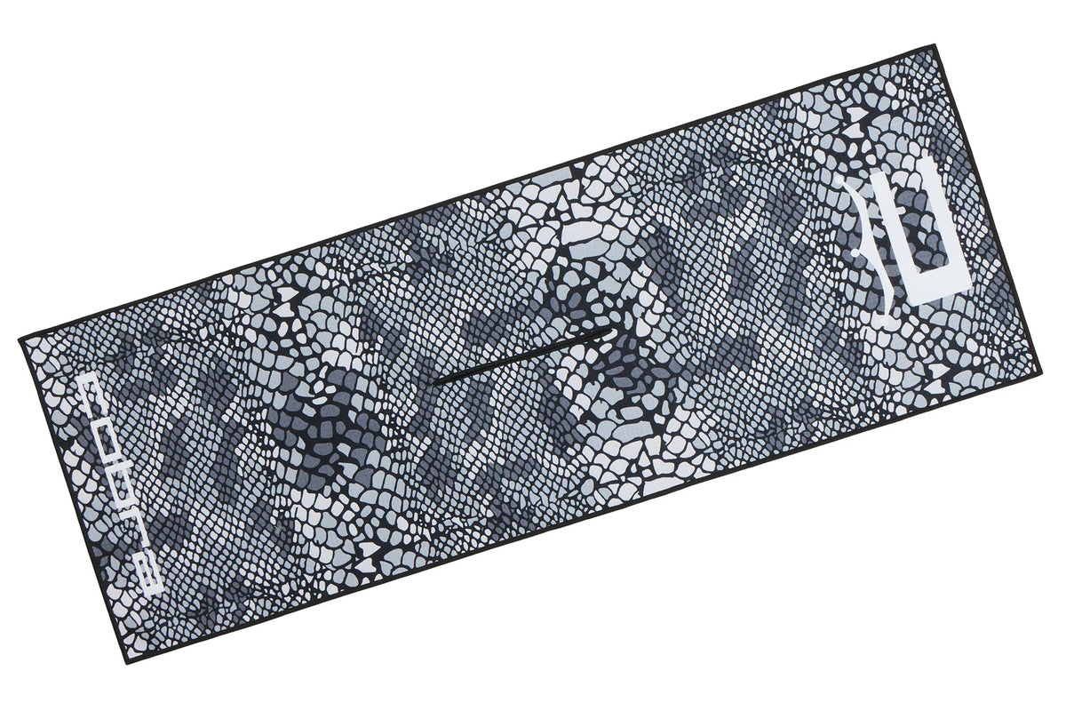 Cobra Toalla Microfibre Snakeskin - GolfCenter.fr