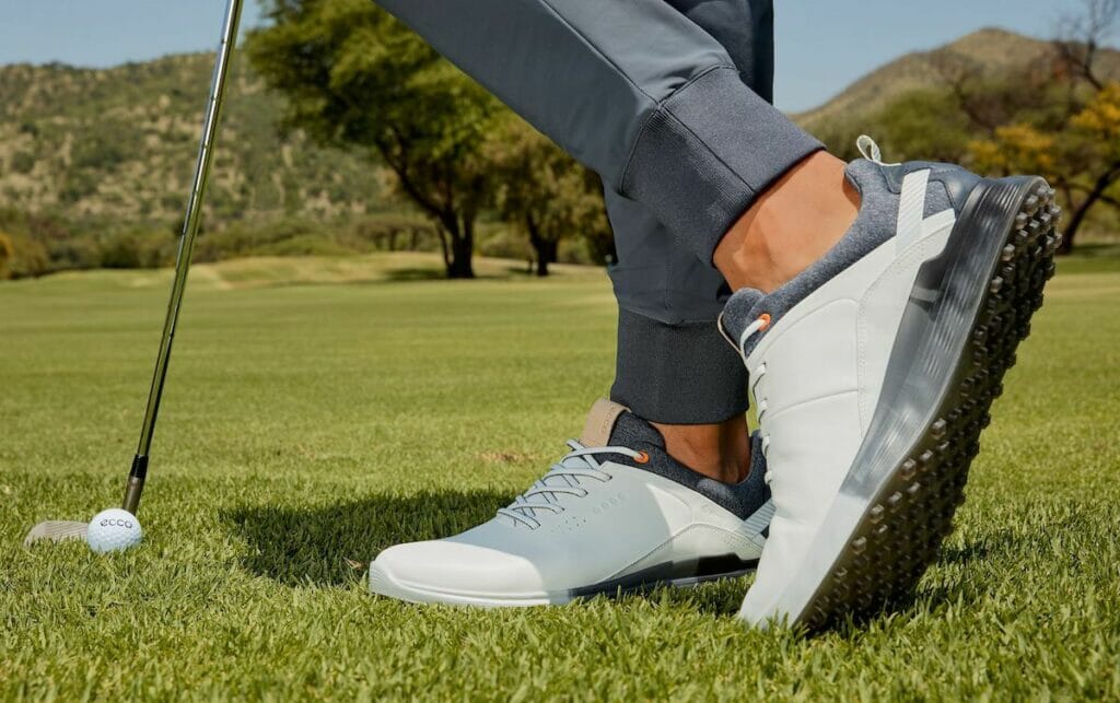 Chaussures de golf pour hommes : comment bien choisir sa taille ?